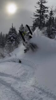 Hold on, we’re in for a wild ride 🤙🏼 

🎥: @tommy_morinn 

Want your sled to sound as fresh? To check out all our aftermarket performance products for your winter ride, head over to Straightlineperformance.com!

#straightlineperformance #spi #performanceproducts #skidoo #snowmobile