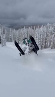 Revy delivering the goods 😎

🎥: @backcountry_daniele 

💥 In search of the best sled products for this season? To check out all our aftermarket performance products, head over to Straightlineperformance.com! 

#straightlineperformance #spi #performanceproducts #aftermarketproducts #snowmobile